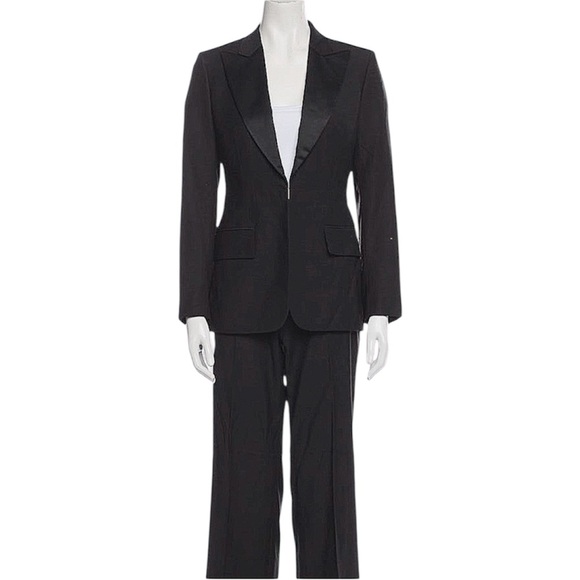 Gucci Pants - Gucci 2-piece suit (jacket & pants) EUC!